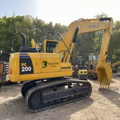 Gebruikte Komatsu PC200-8 Crawler Excavator uit Japan met Precision Engineering