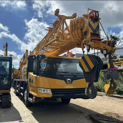 Hydraulische telescopische giek gebruikte mobiele vrachtwagenkraan te koop Fabriek geautoriseerd Goede prijs 25 ton vrachtwagen 48,5 m hefhoogte
